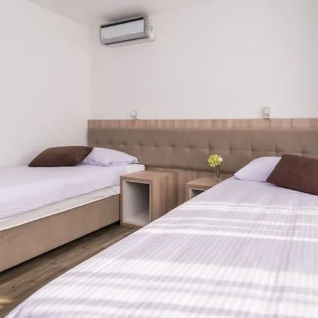 & Lavanda 4* Malinska